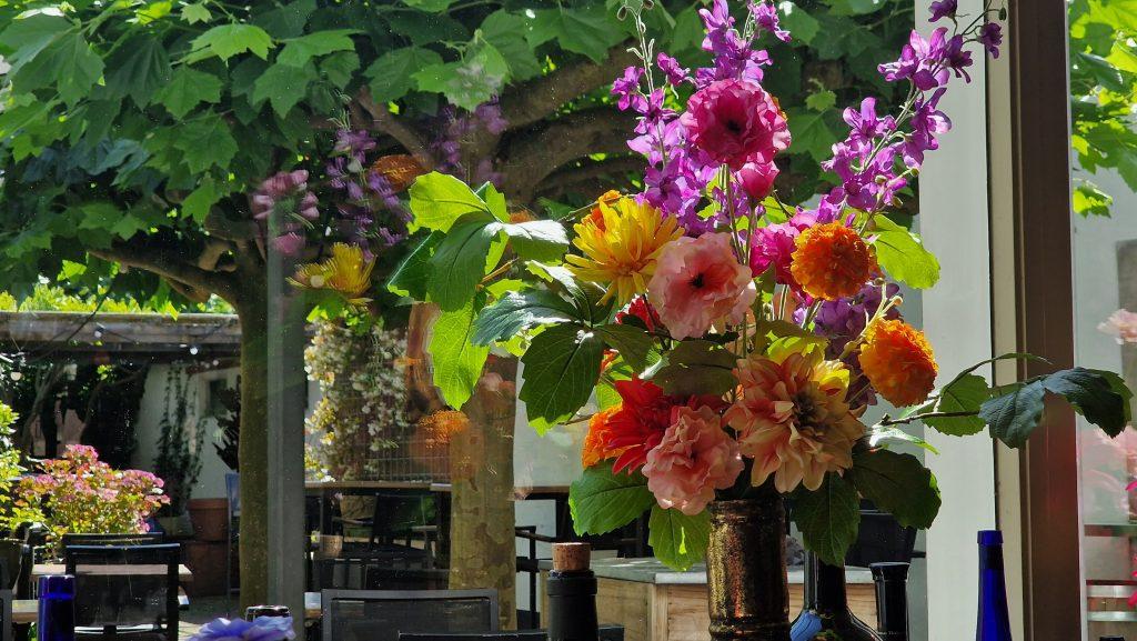 verzorging kunstbloemen en planten